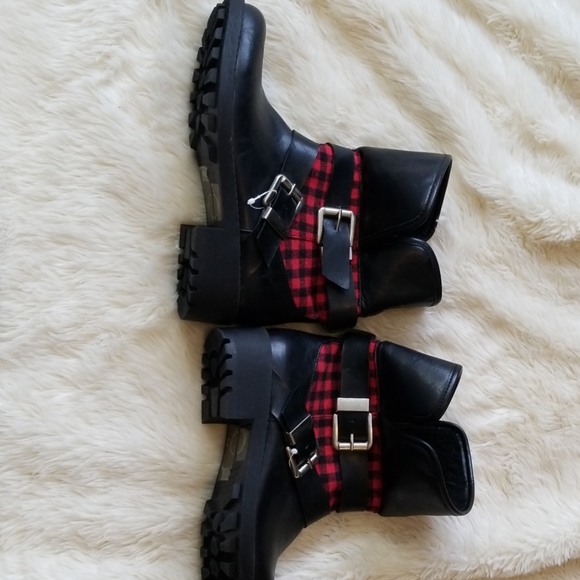 revel Shoes - New size 9 Revel boots